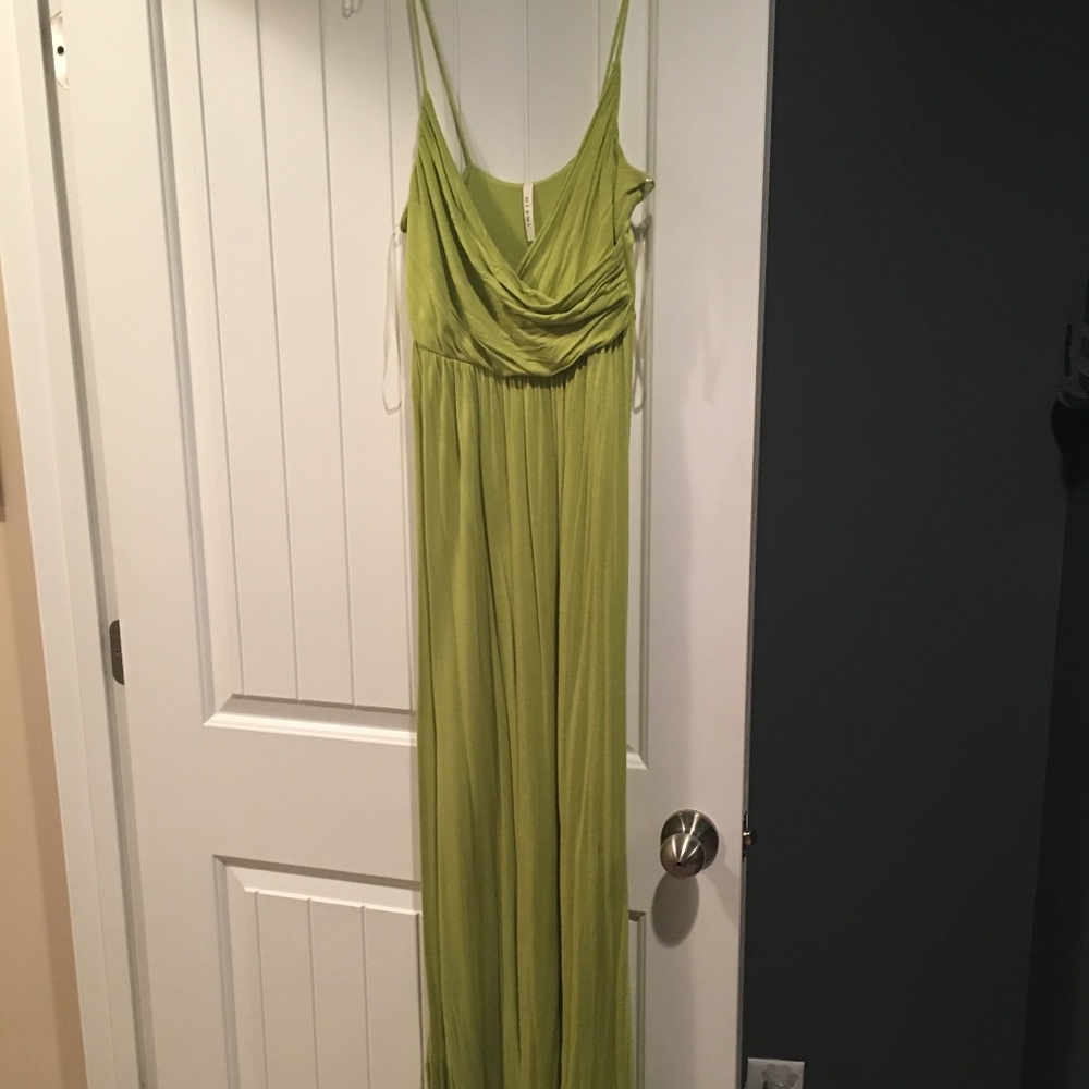 green botique maxi dress green